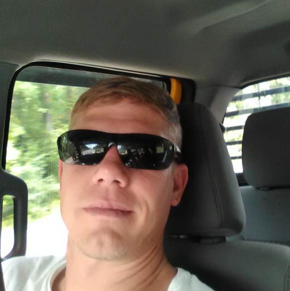 Meet your Posher, Thomas - Picture 1 of 1